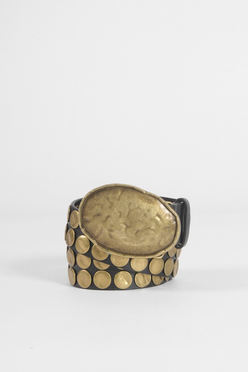 Cinturón tachas hebilla texture negro