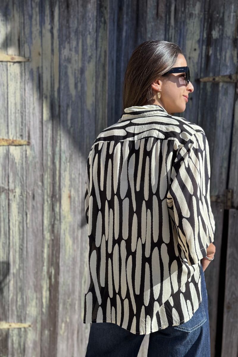 Camisa Flora Estampado negro y blanco