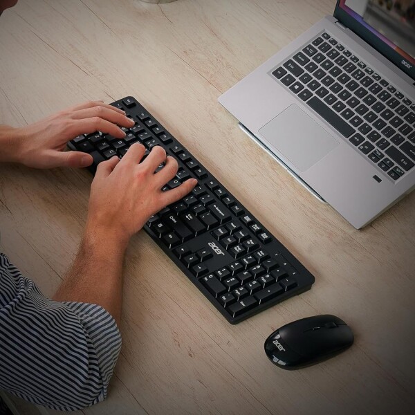 Kit Teclado Y Mouse Inalambrico Acer Español USB 2.4G Variante Color Negro