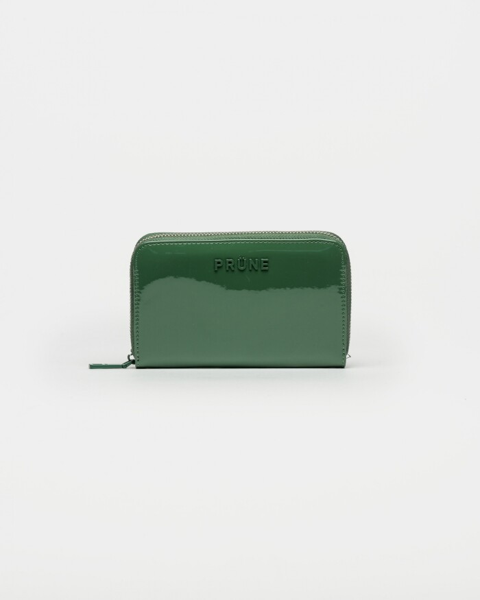 Billetera New Glam En Efecto Cuero Charol Verde