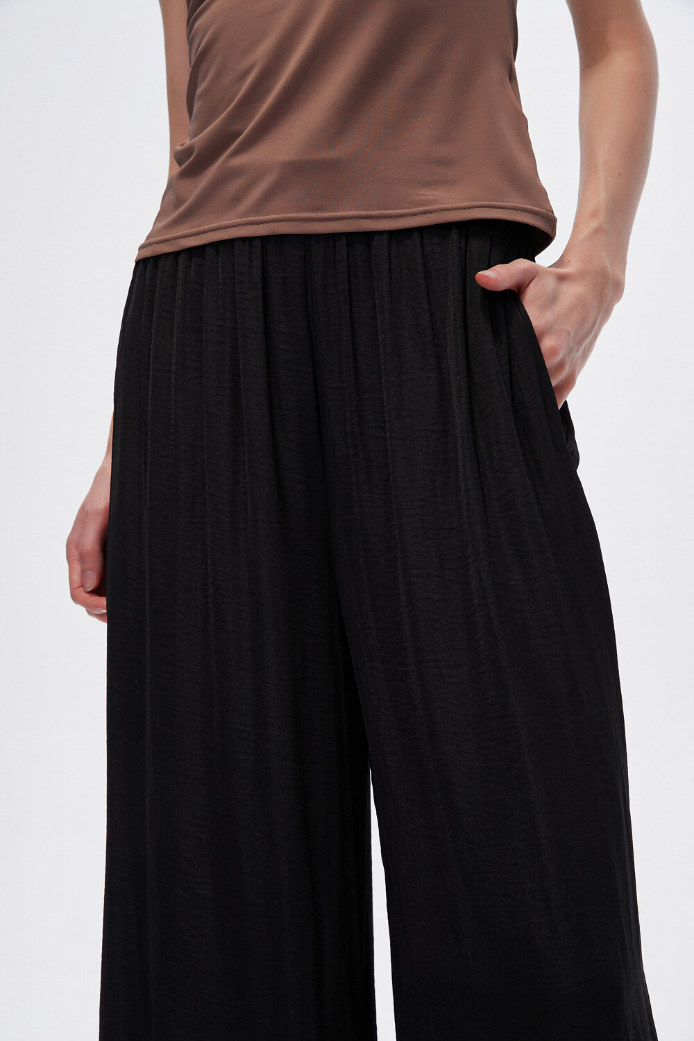 Pantalon Cuqui Negro