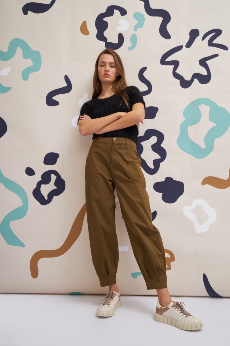 PANTALON CARGO C/ PUÑO VERDE