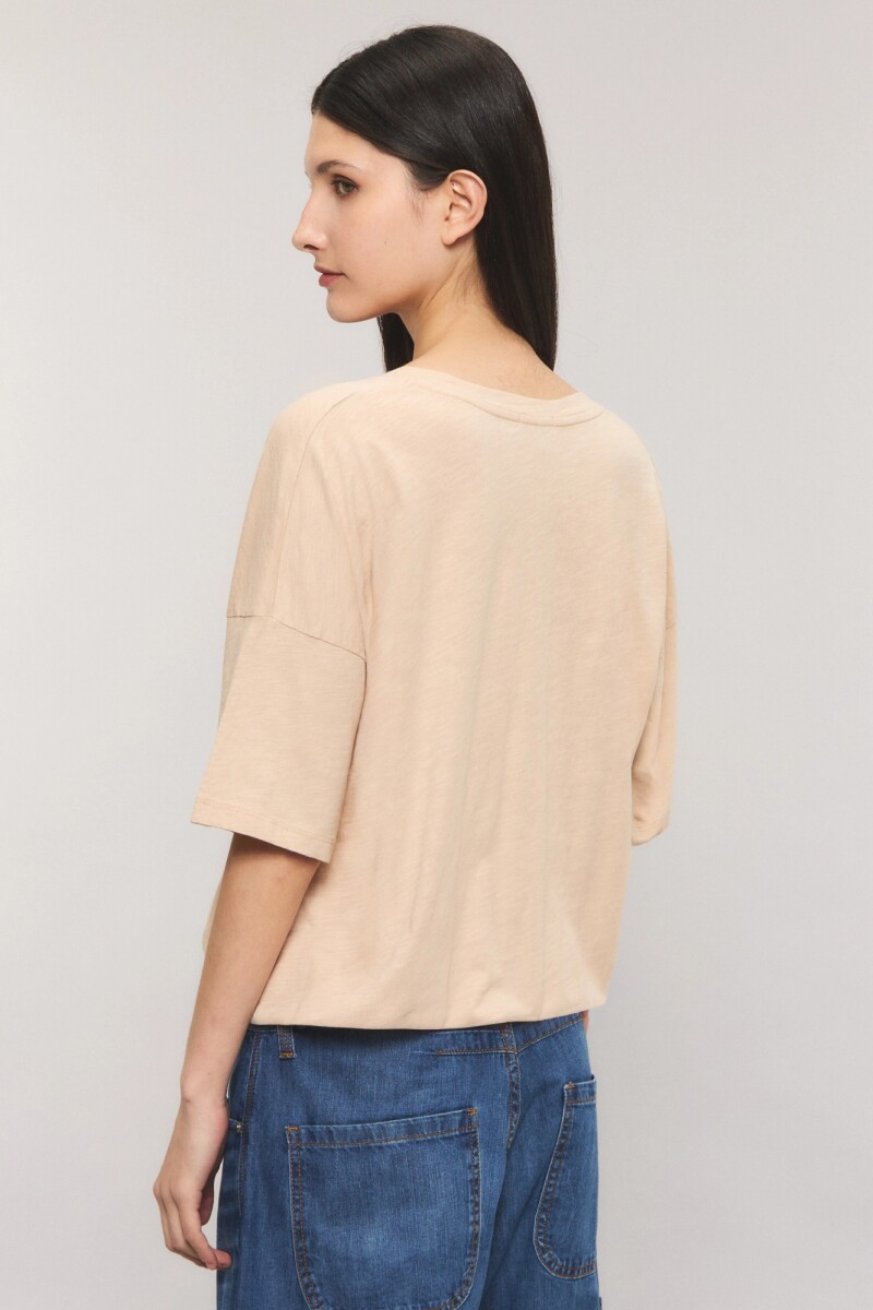 REMERA AIRY Latte