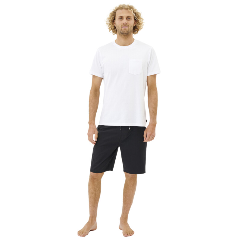 Remera Rip Curl Plain Pocket - Blanco Remera Rip Curl Plain Pocket - Blanco