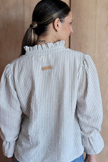 Blusa Copenhague Lino Raya mediana beige
