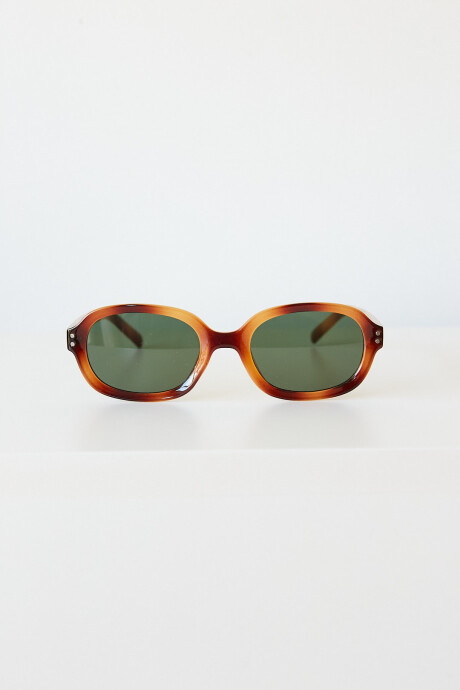 OLIVER SUNNIES CAREY