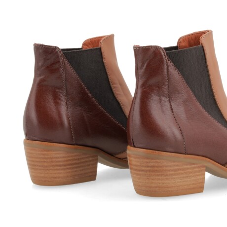 BOTA MARRON