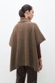 Sweater oversize con cierre chocolate