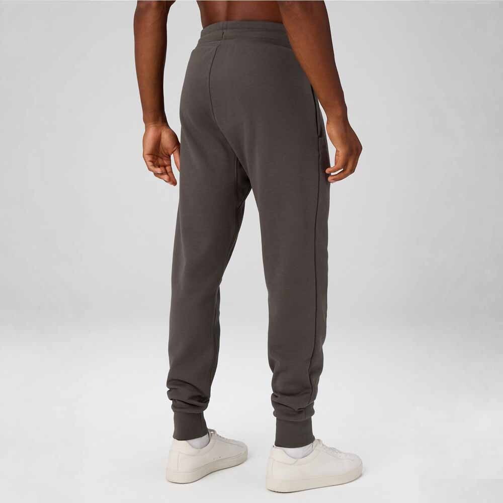 Pantalón The Go-To Jogger Hombre Taupe Slate