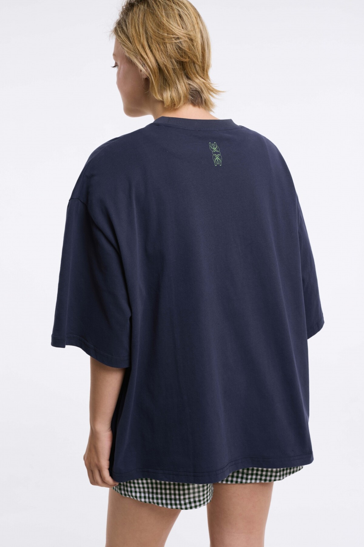 Remera Six Azul Marino