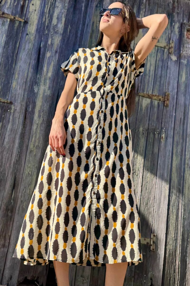 Vestido camisero largo Mostaza, negro y crema