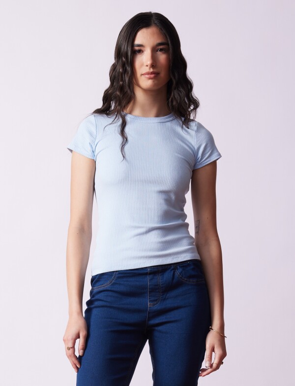 Remera Basica Ribs CELESTE
