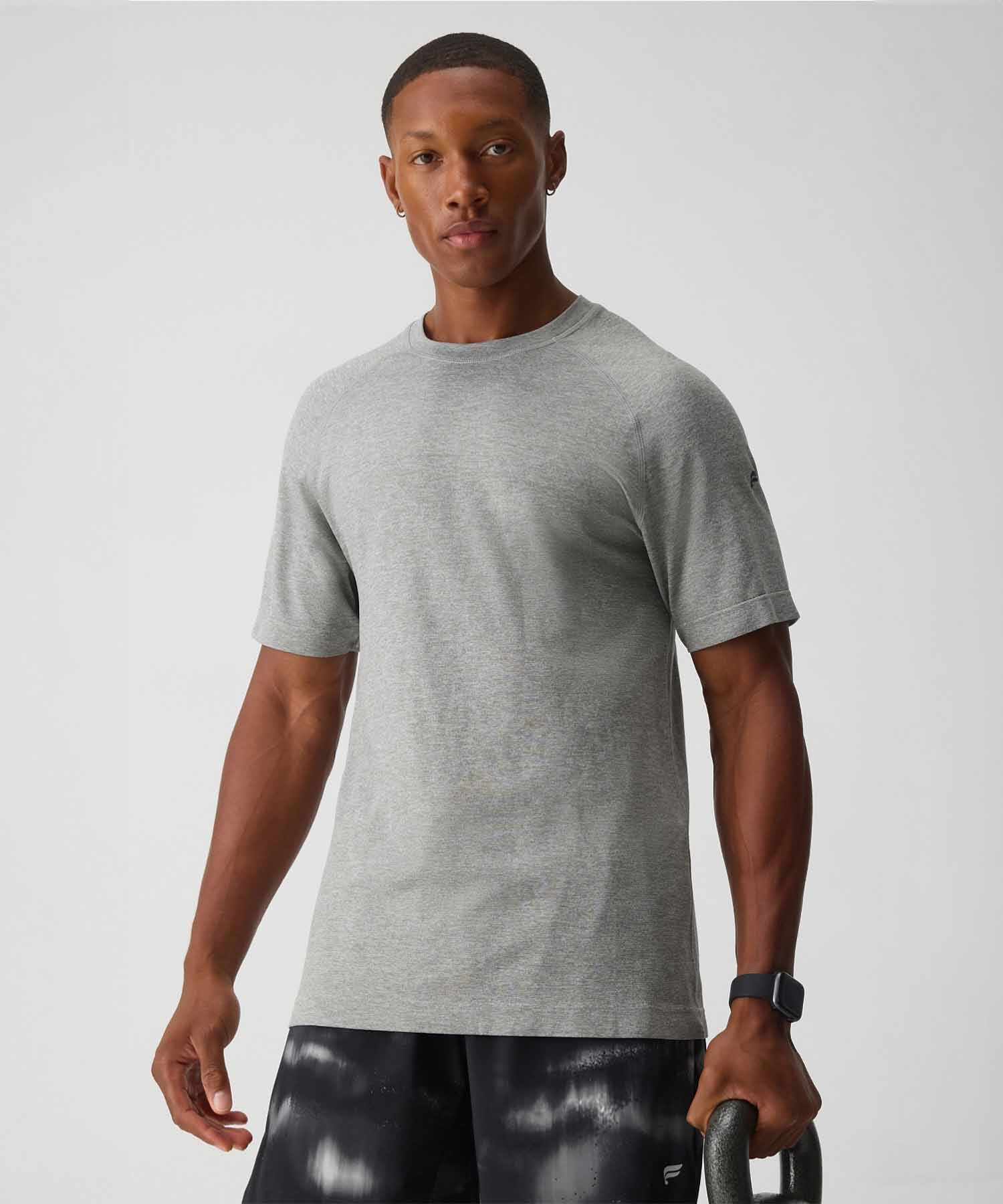 Polo Manga Corta Fit The Training Day Tee Hombre Mid Grey Htr