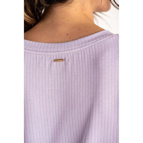 Remera Lila