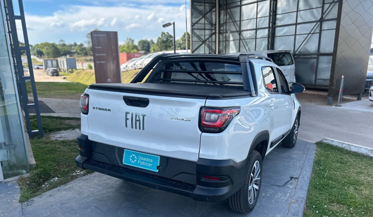 FIAT STRADA VOLCANO DC MT 1.3 2022 FIAT STRADA VOLCANO DC MT 1.3 2022