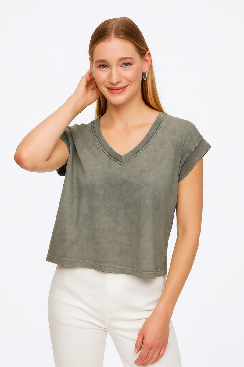 Remera Suoka - Verde Grisaceo 