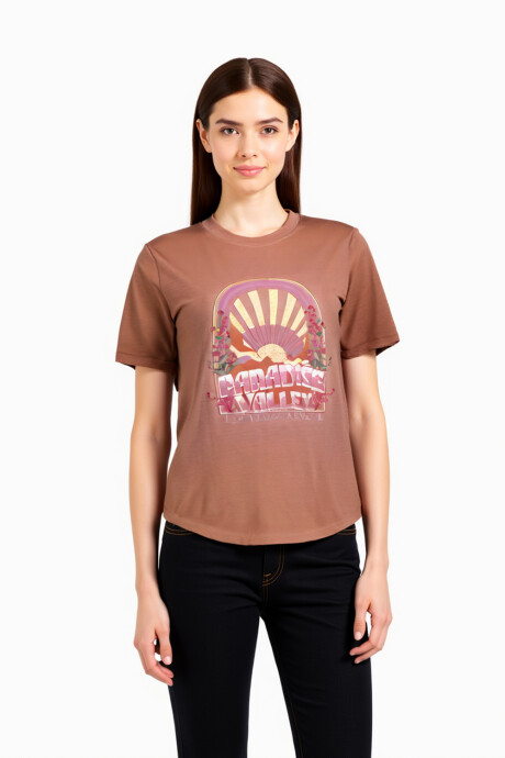 Remera Arnia Estampado 4