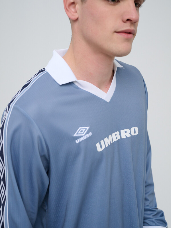 REMERA MANGA LARGA TAPED Umbro Hombre 007
