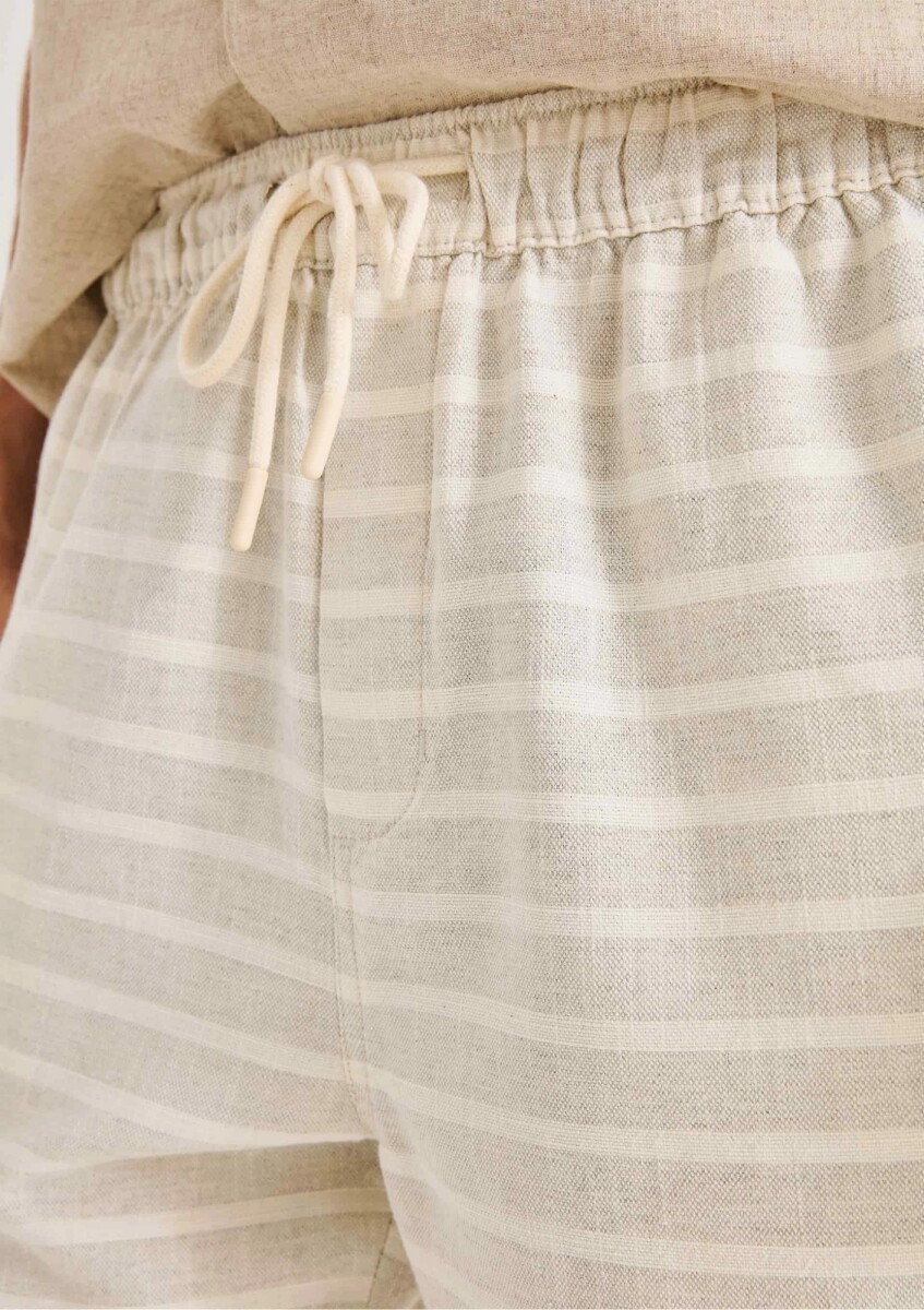 BERMUDA ESTILO JOGGER CON ESTAMPADO - BEIGE 