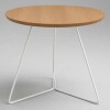 MESA LATERAL REDONDA - TAPA DE MADERA COLOR MIEL Y PIE EN METAL BLANCO 45cms MESA LATERAL REDONDA - TAPA DE MADERA COLOR MIEL Y PIE EN METAL BLANCO 45cms