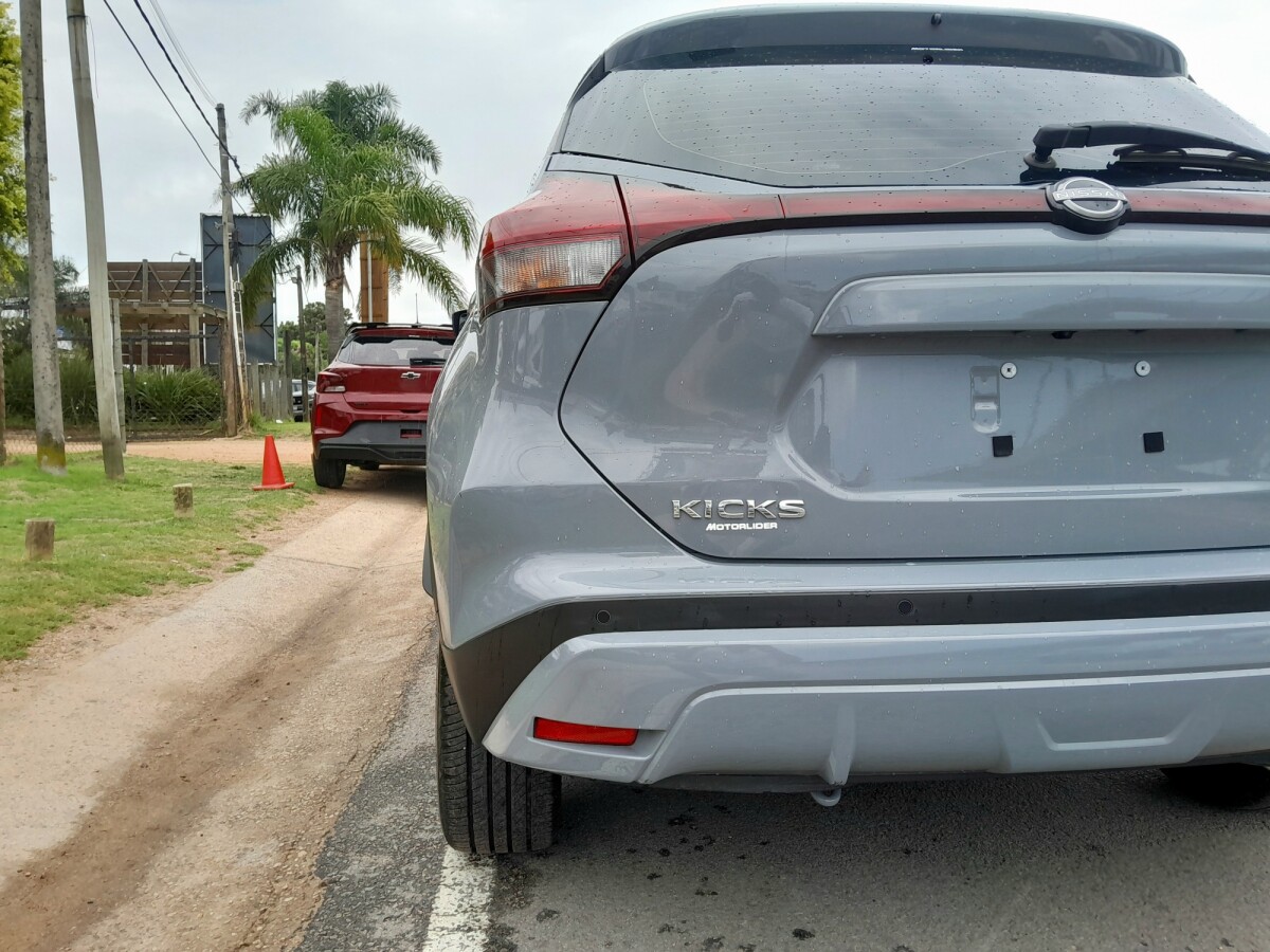 Nissan Kicks Advance 1.6 CVT Extra Full | Permuta / Financia Nissan Kicks Advance 1.6 CVT Extra Full | Permuta / Financia