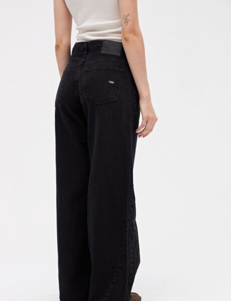 Jean Harriet Used Black 26