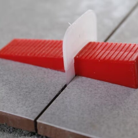 Cuña niveladora para cerámica X 100 Uni. AMC Cuña Niveladora Para Cerámica X 100 Uni. Amc