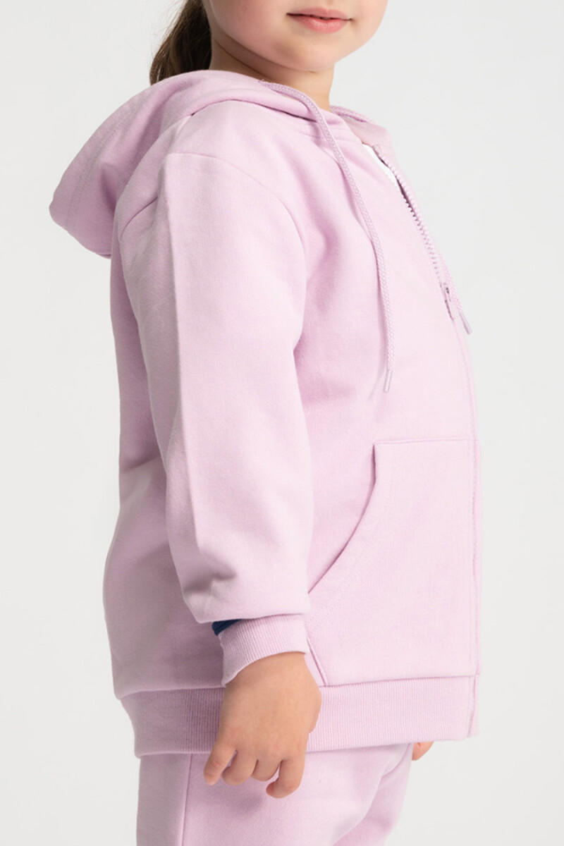 Campera deportiva Lila