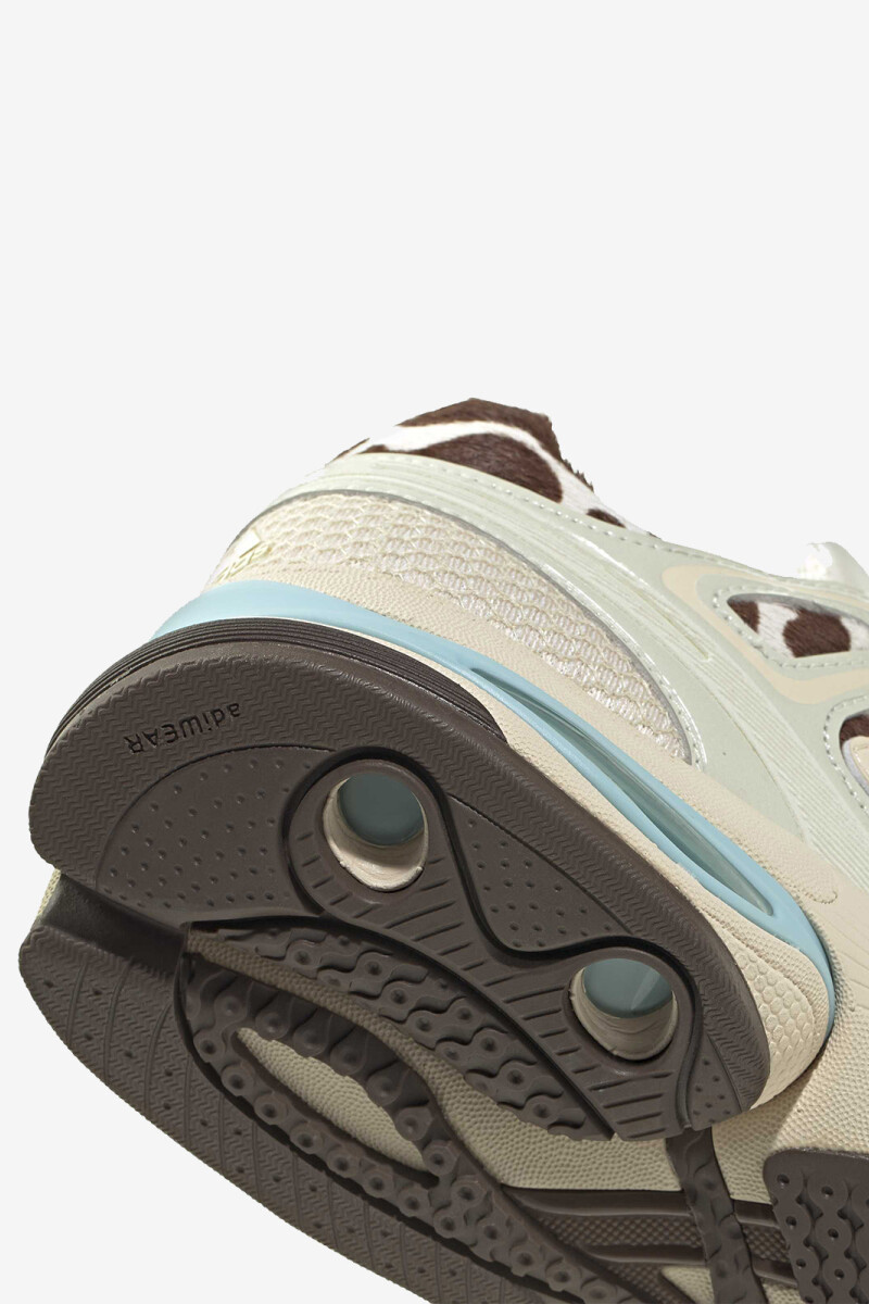 ADISTAR CONTROL 5 W Multicolor