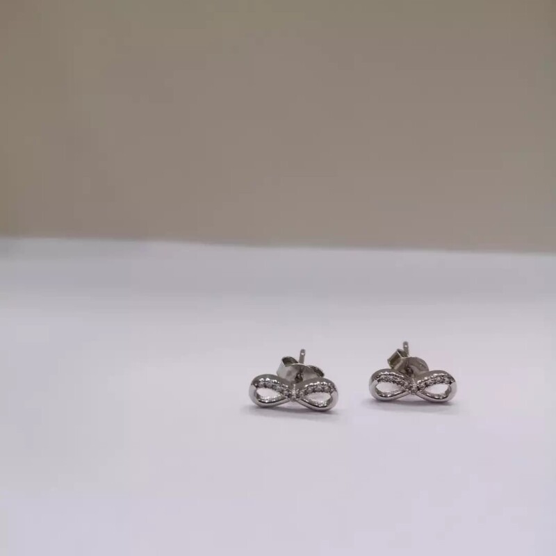 Caravanas infinito con Zirconias en plata Caravanas infinito con Zirconias en plata