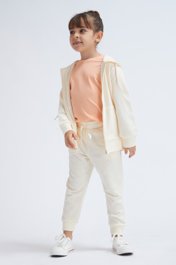 Pantalón deportivo jogger liviano Crudo