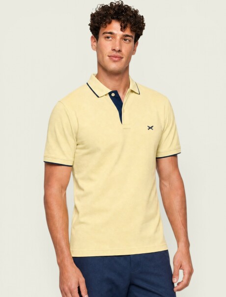 CAMISA DE CUELLO CON BORDADO AMARILLO