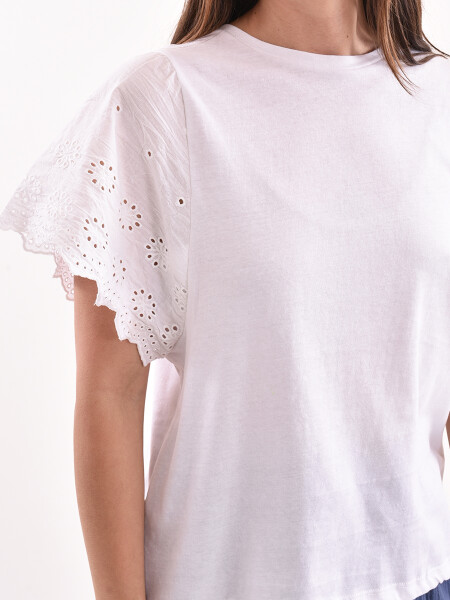 REMERA BUTTERFLY BLANCO